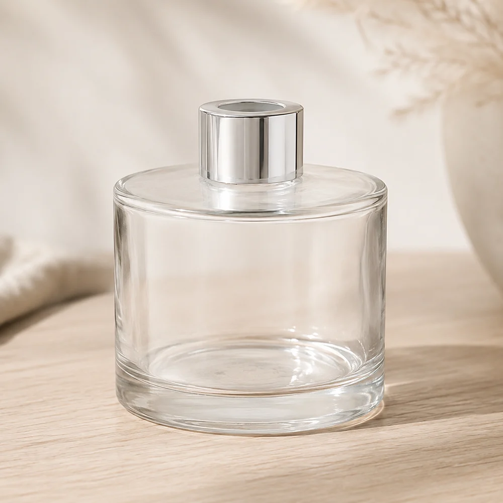 Diffuser Bottle Round Glass with Silver Lid & Plug (No Reeds) 150ml