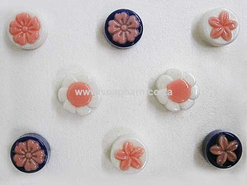 SB 100 Assorted Guest Soap Flowers 40g