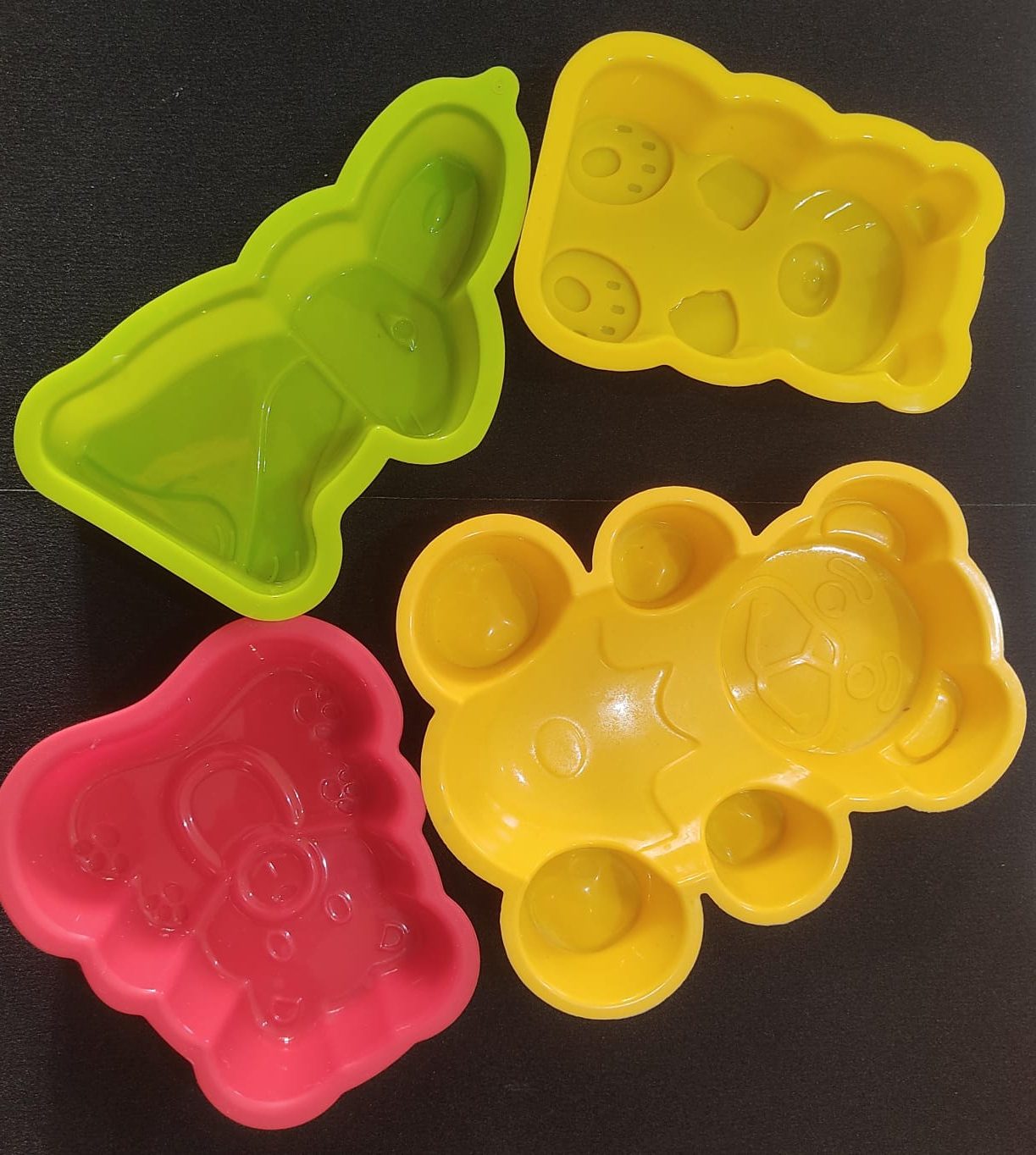 NEW - Silicone Moulds- Asstd