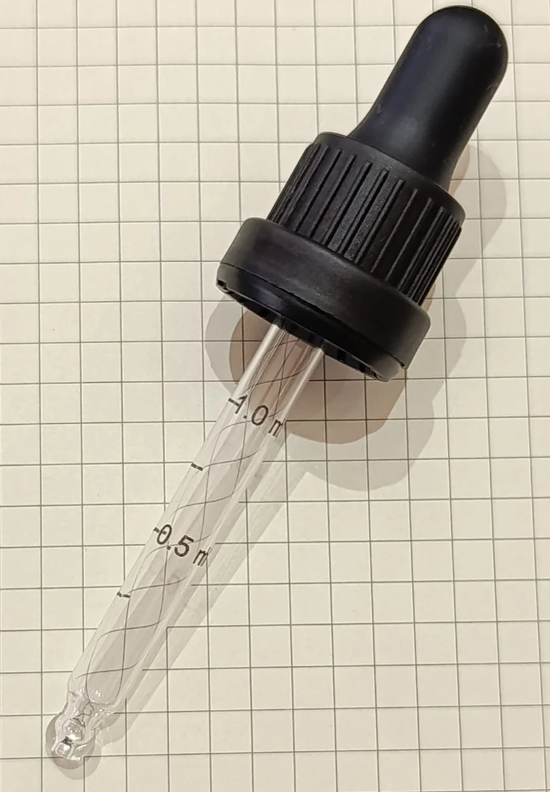 Black Pipette ( Fits  30ml Bottle   )