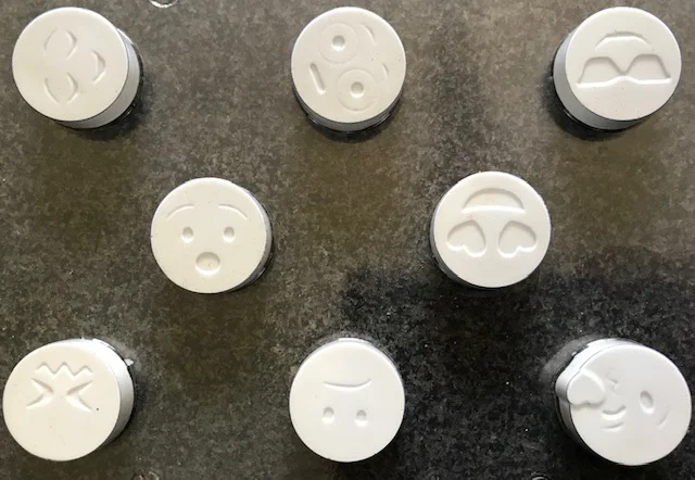 Emoji PVC Soap Mould, 50g (SB-232)
