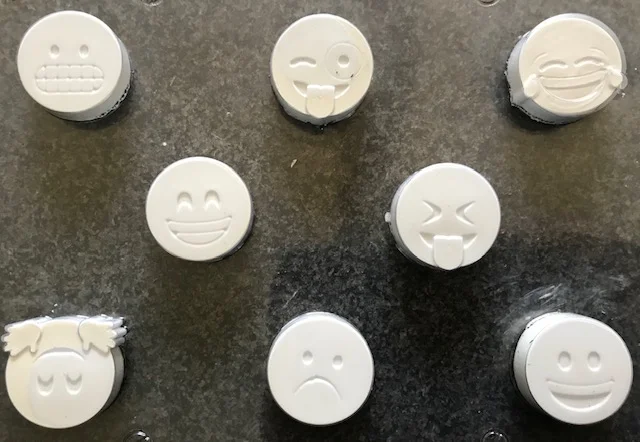 Emoji PVC Soap Mould, 50g (SB-233)